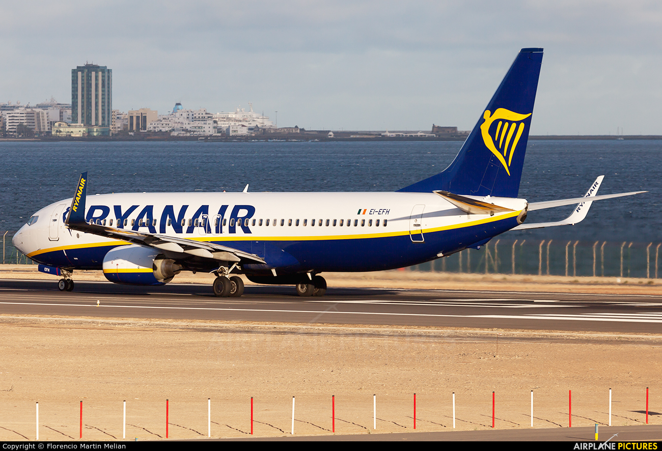 Ryanair EI-EFH aircraft at Lanzarote - Arrecife
