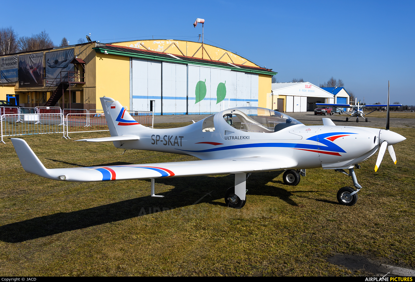 Private SP-SKAT aircraft at Rybnik - Gotartowice