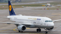 D-AIZX - Lufthansa Airbus A320 aircraft