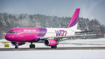 HA-LPT - Wizz Air Airbus A320