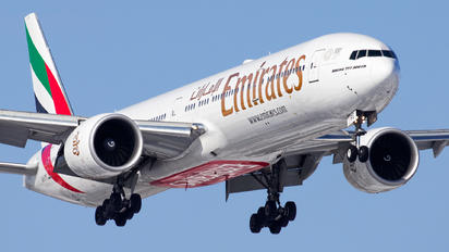 A6-EPE - Emirates Airlines Boeing 777-300ER