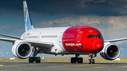 LN-LNL - Norwegian Air International Boeing 787-9 Dreamliner