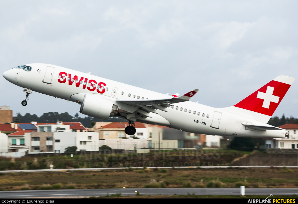 Swiss HB-JBF aircraft at Porto