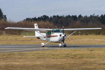D-EVJO - Private Cessna 172 Skyhawk (all models except RG)