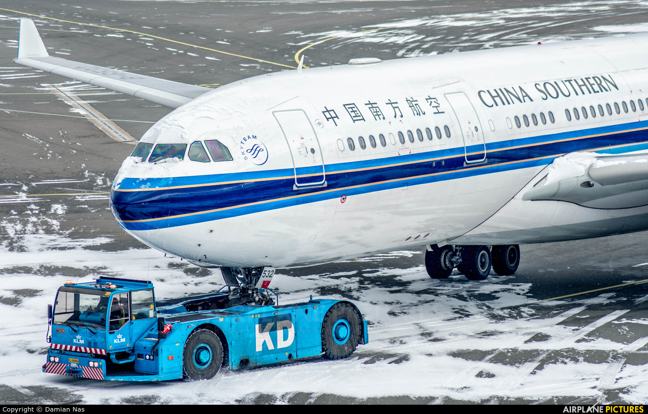 China Southern Airlines B-6532 aircraft at Amsterdam - Schiphol