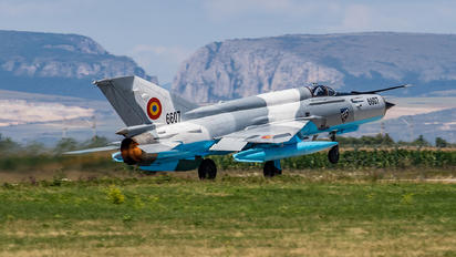 6607 - Romania - Air Force Mikoyan-Gurevich MiG-21 LanceR C