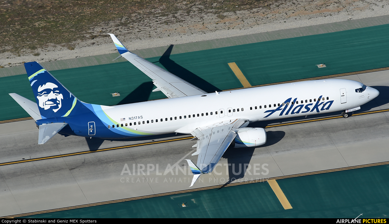 Alaska Airlines N317AS aircraft at Los Angeles Intl