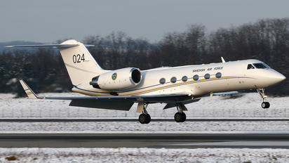 102004 - Sweden - Air Force Gulfstream Aerospace Tp102A