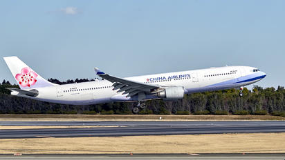 B-18315 - China Airlines Airbus A330-300