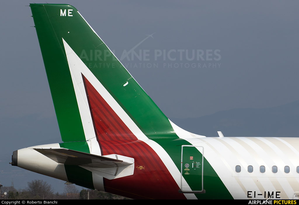 Alitalia EI-IME aircraft at Verona - Villafranca