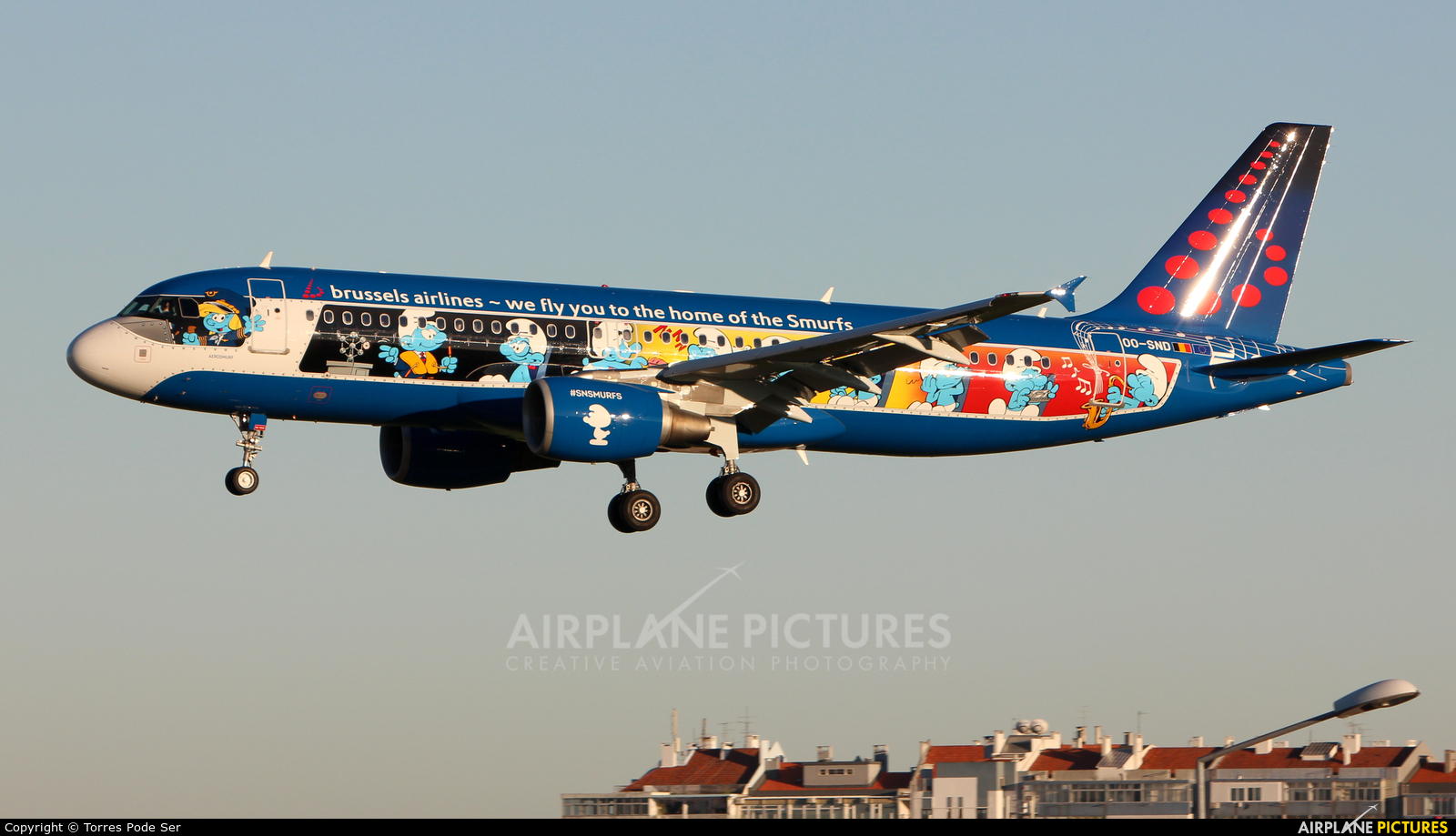 Brussels Airlines OO-SND aircraft at Lisbon