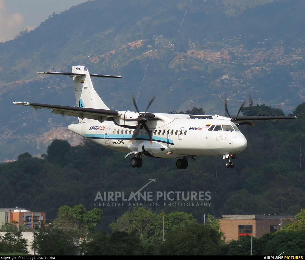 EasyFly HK-5219 aircraft at Medellin - Olaya Herrera