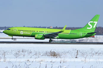 VP-BNG - S7 Airlines Boeing 737-800