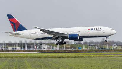 N862DA - Delta Air Lines Boeing 777-200ER