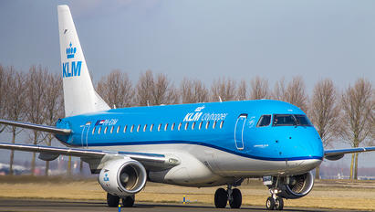 PH-EXM - KLM Cityhopper Embraer ERJ-175 (170-200)