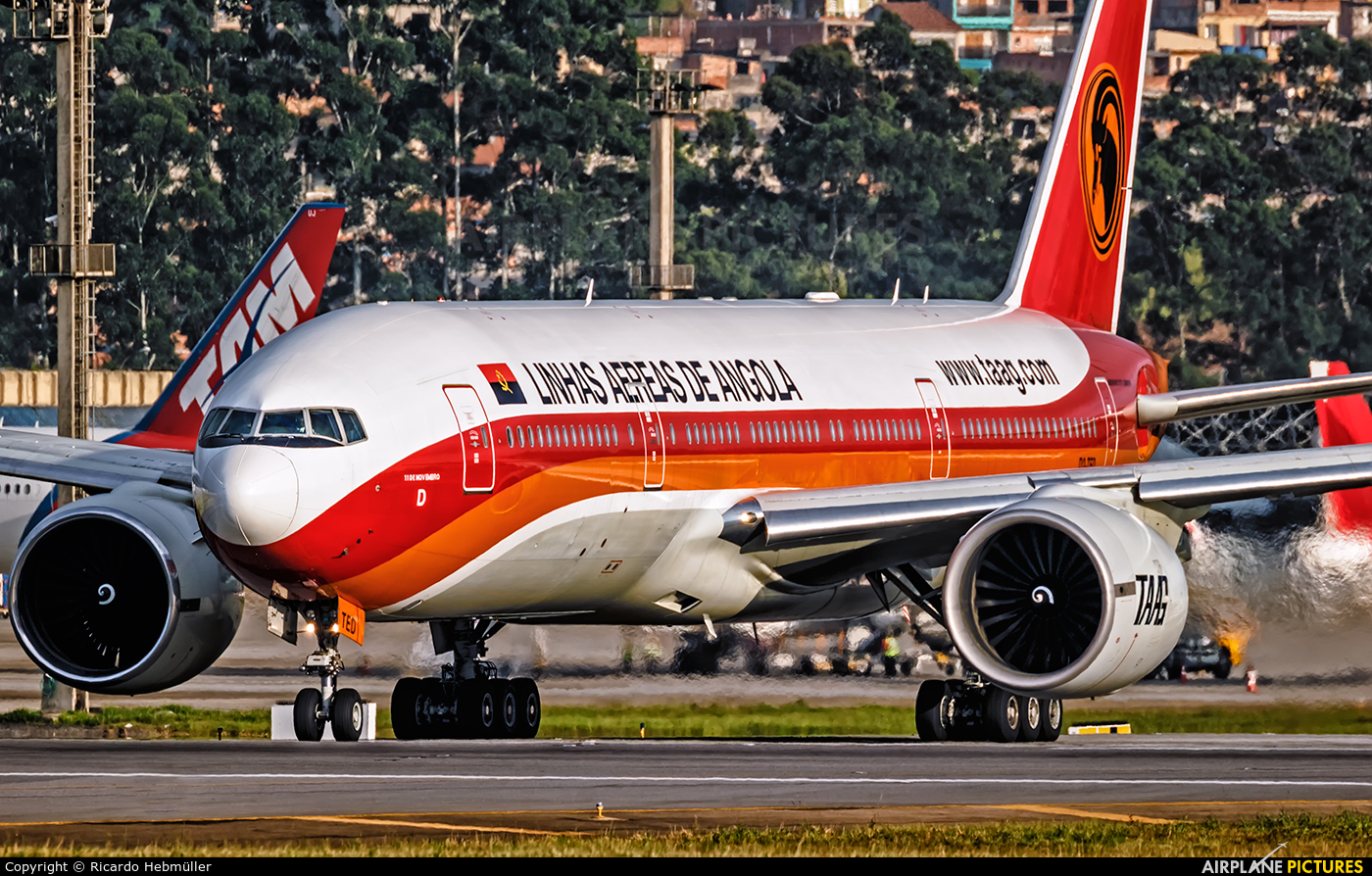 TAAG - Angola Airlines D2-TED aircraft at São Paulo - Guarulhos