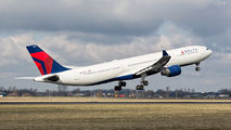 N807NW - Delta Air Lines Airbus A330-300 aircraft