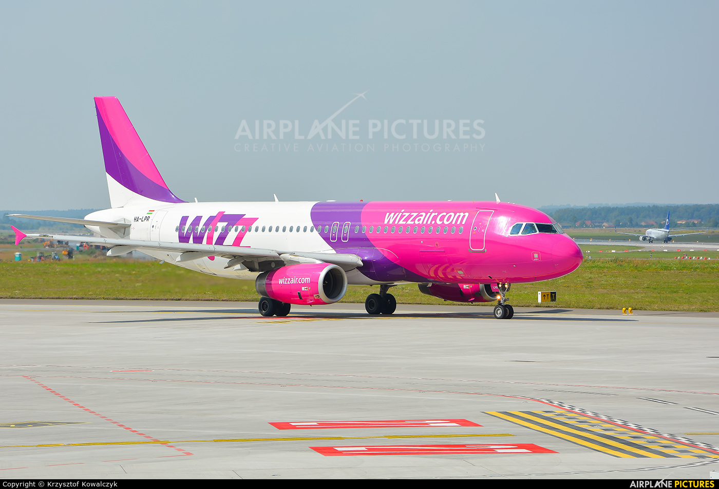 Wizz Air HA-LPR aircraft at Katowice - Pyrzowice