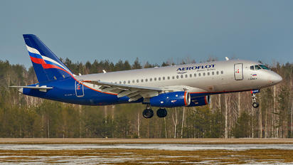 RA-89028 - Aeroflot Sukhoi Superjet 100