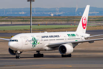 JA8984 - JAL - Japan Airlines Boeing 777-200