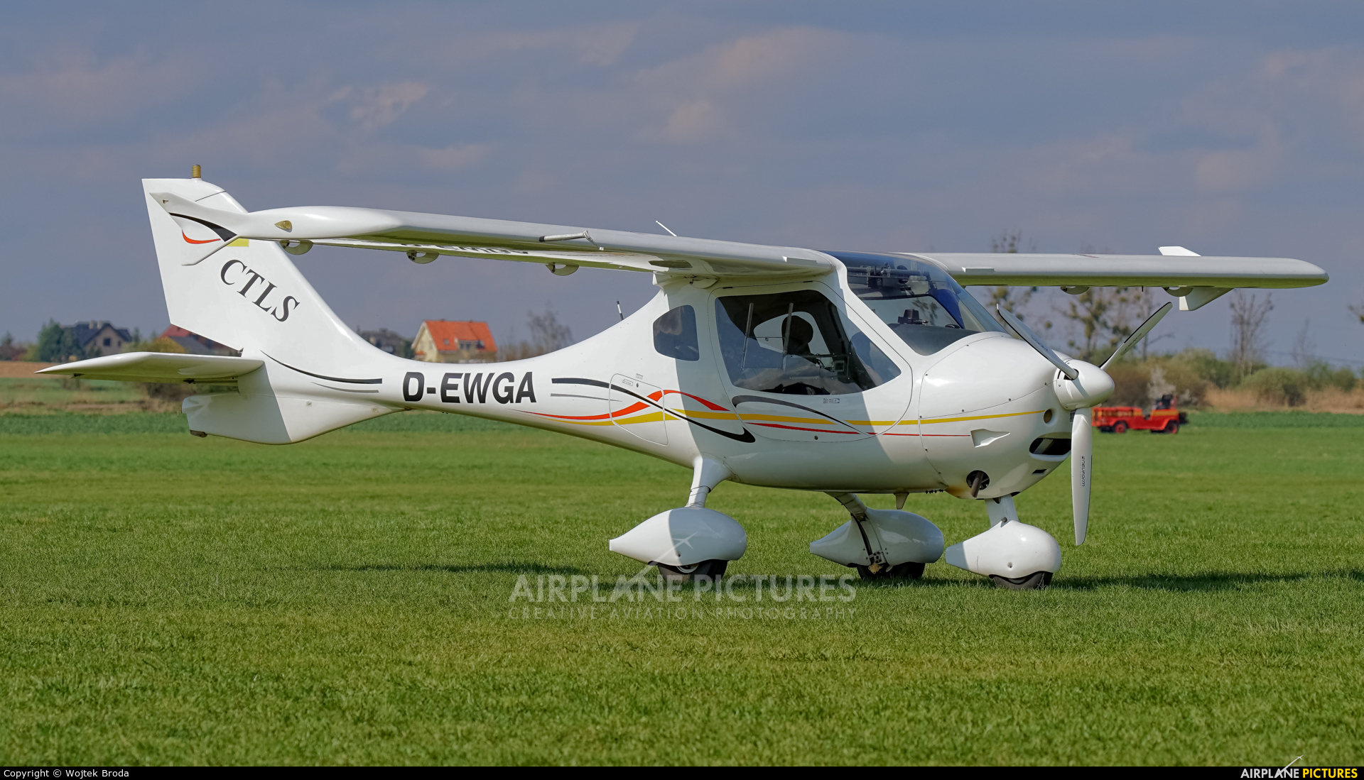 Private D-EWGA aircraft at Wrocław - Szymanów