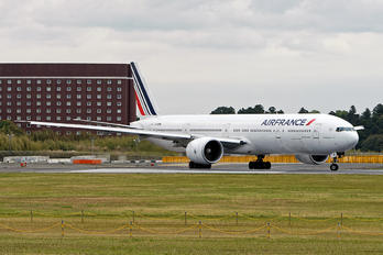 F-GZNI - Air France Boeing 777-300ER