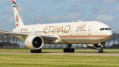 A6-ETN - Etihad Airways Boeing 777-300ER