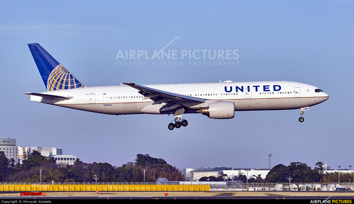 United Airlines N784UA aircraft at Tokyo - Narita Intl