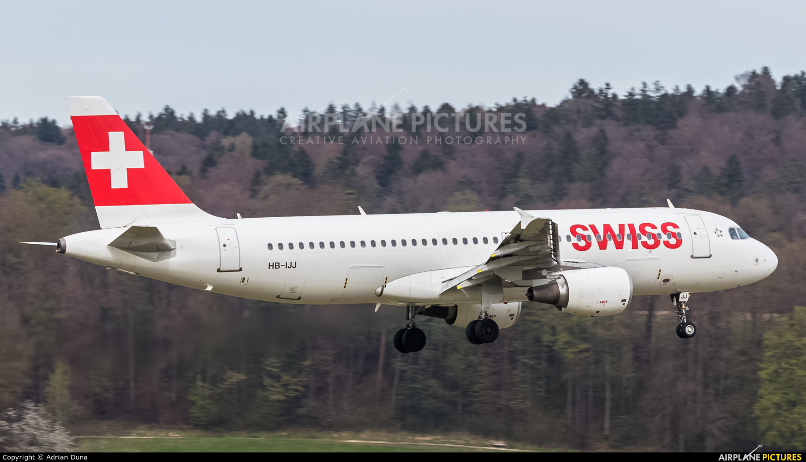 Swiss HB-IJJ aircraft at Zurich