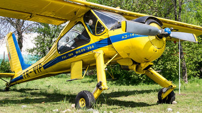 YR-VIP - Romanian Airclub PZL 104 Wilga 35A