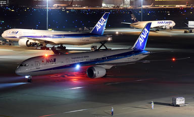 JA895A - ANA - All Nippon Airways Boeing 787-9 Dreamliner