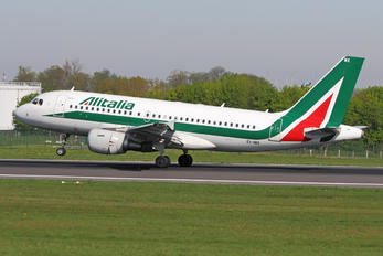 EI-IMX - Alitalia Airbus A319