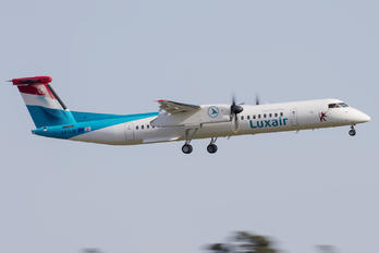 LX-LQD - Luxair de Havilland Canada DHC-8-402Q Dash 8