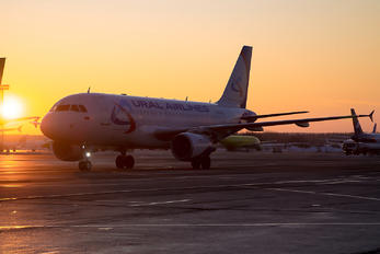 VP-BTE - Ural Airlines Airbus A319