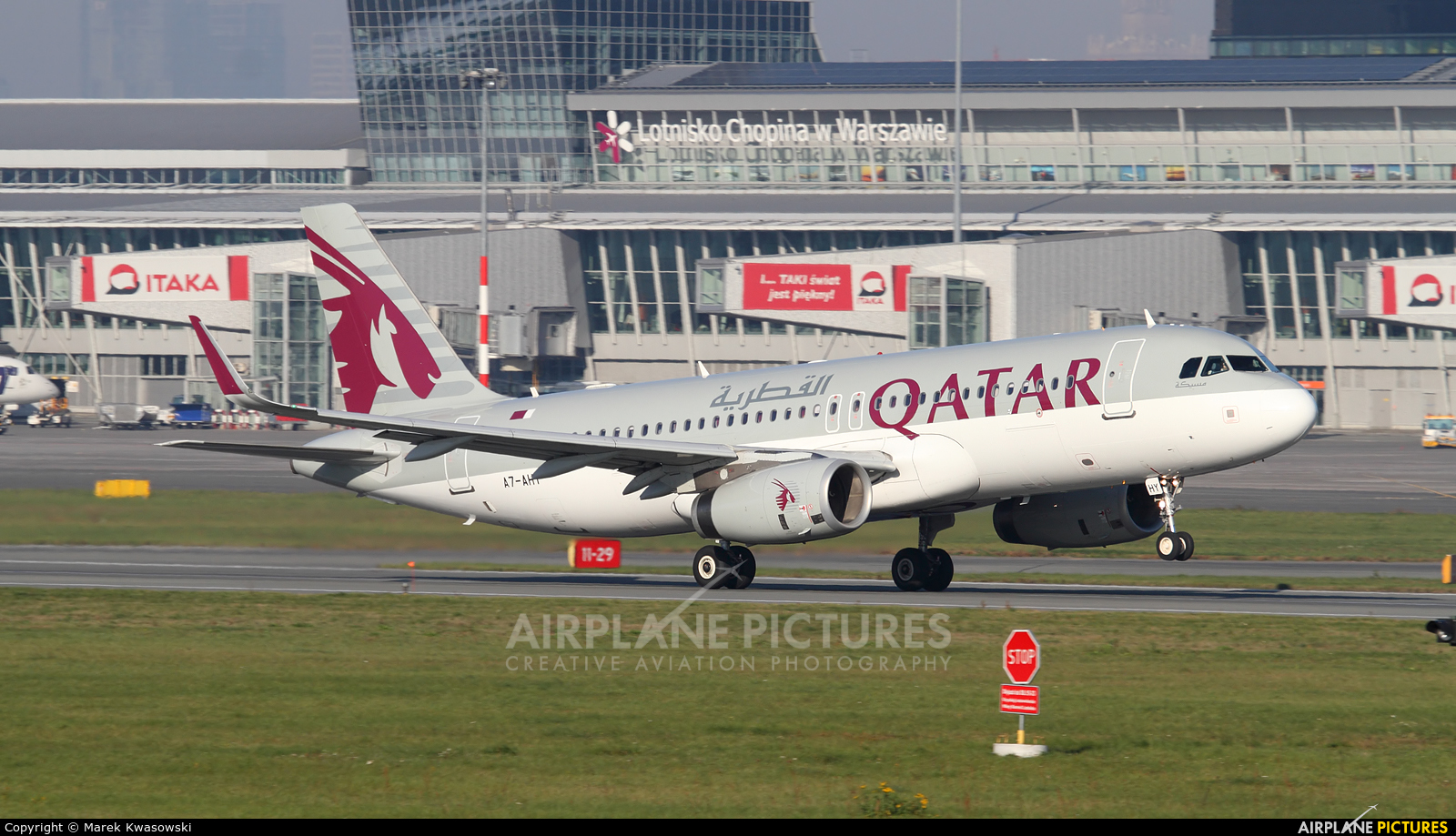 Qatar Airways A7-AHY aircraft at Warsaw - Frederic Chopin