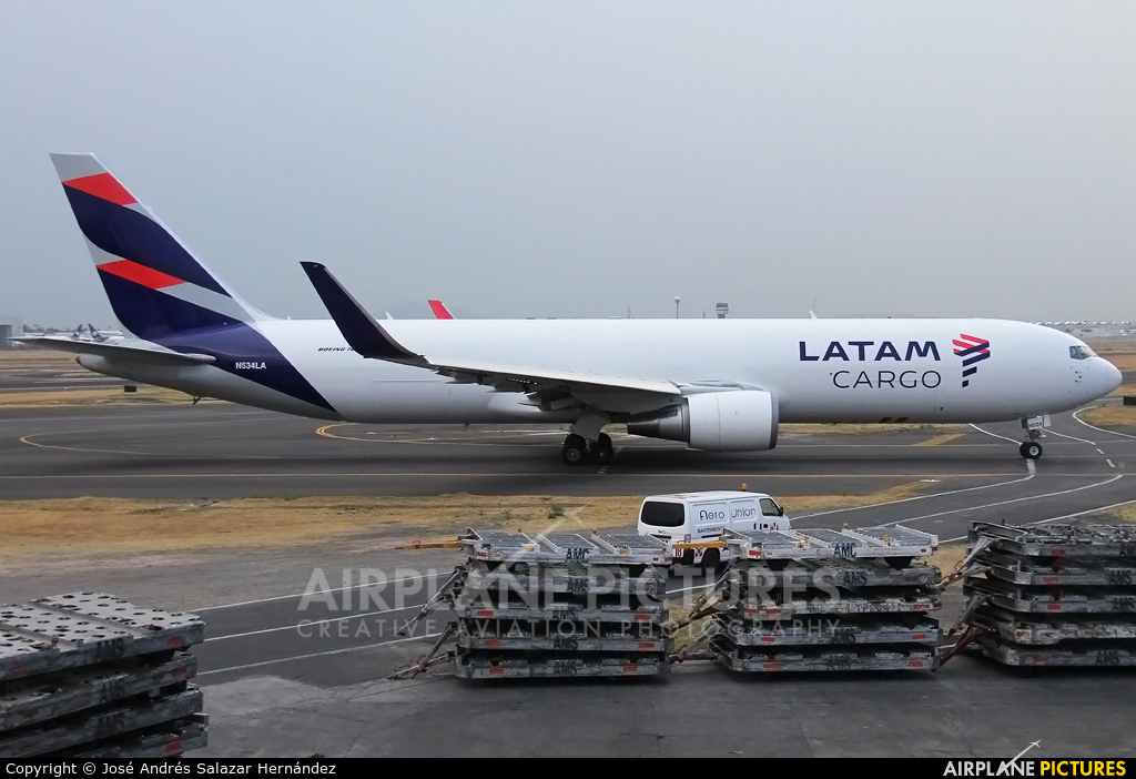 LATAM Cargo N534LA aircraft at Mexico City - Licenciado Benito Juarez Intl
