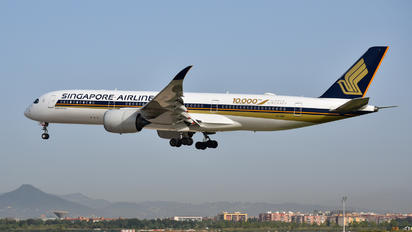9V-SMF - Singapore Airlines Airbus A350-900