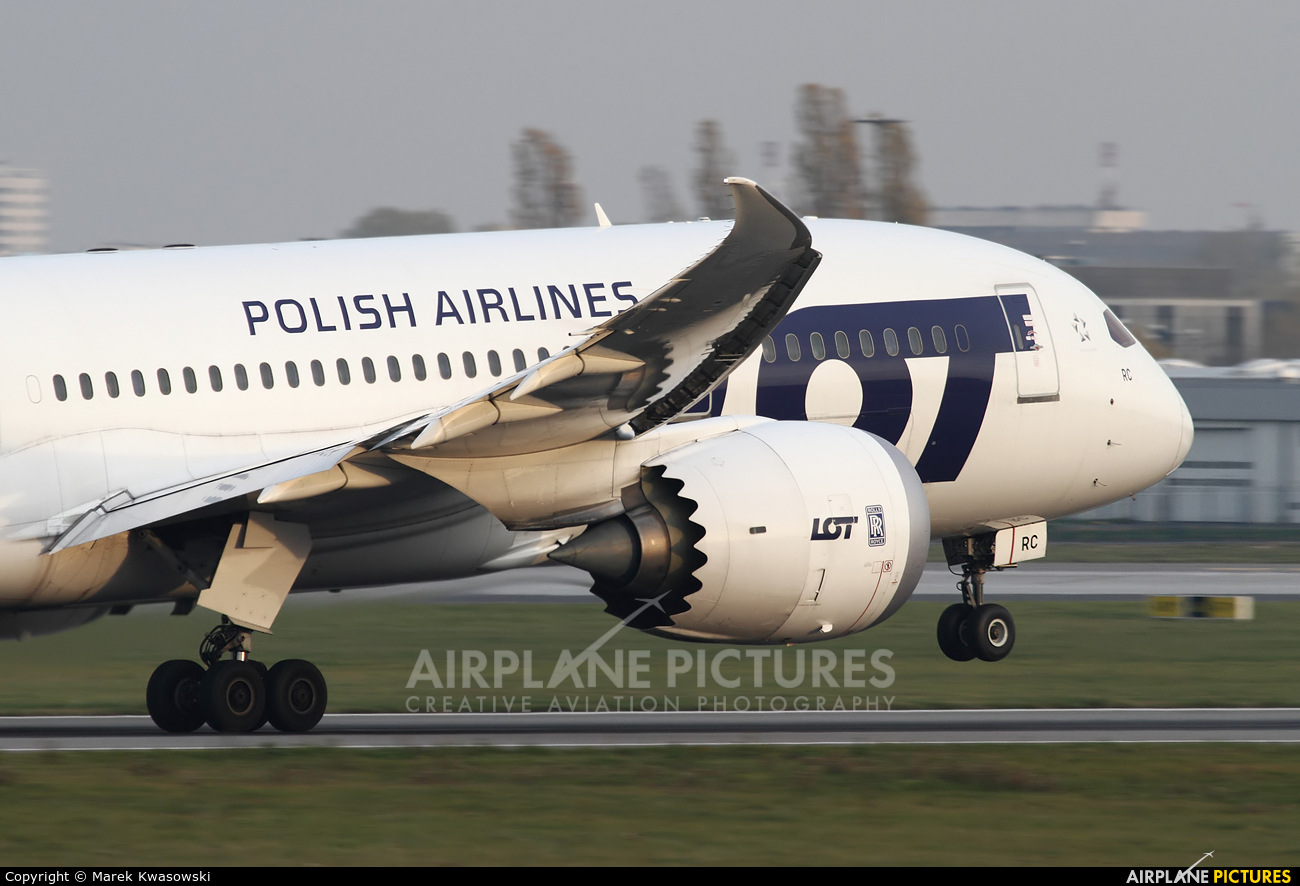 LOT - Polish Airlines SP-LRC aircraft at Warsaw - Frederic Chopin