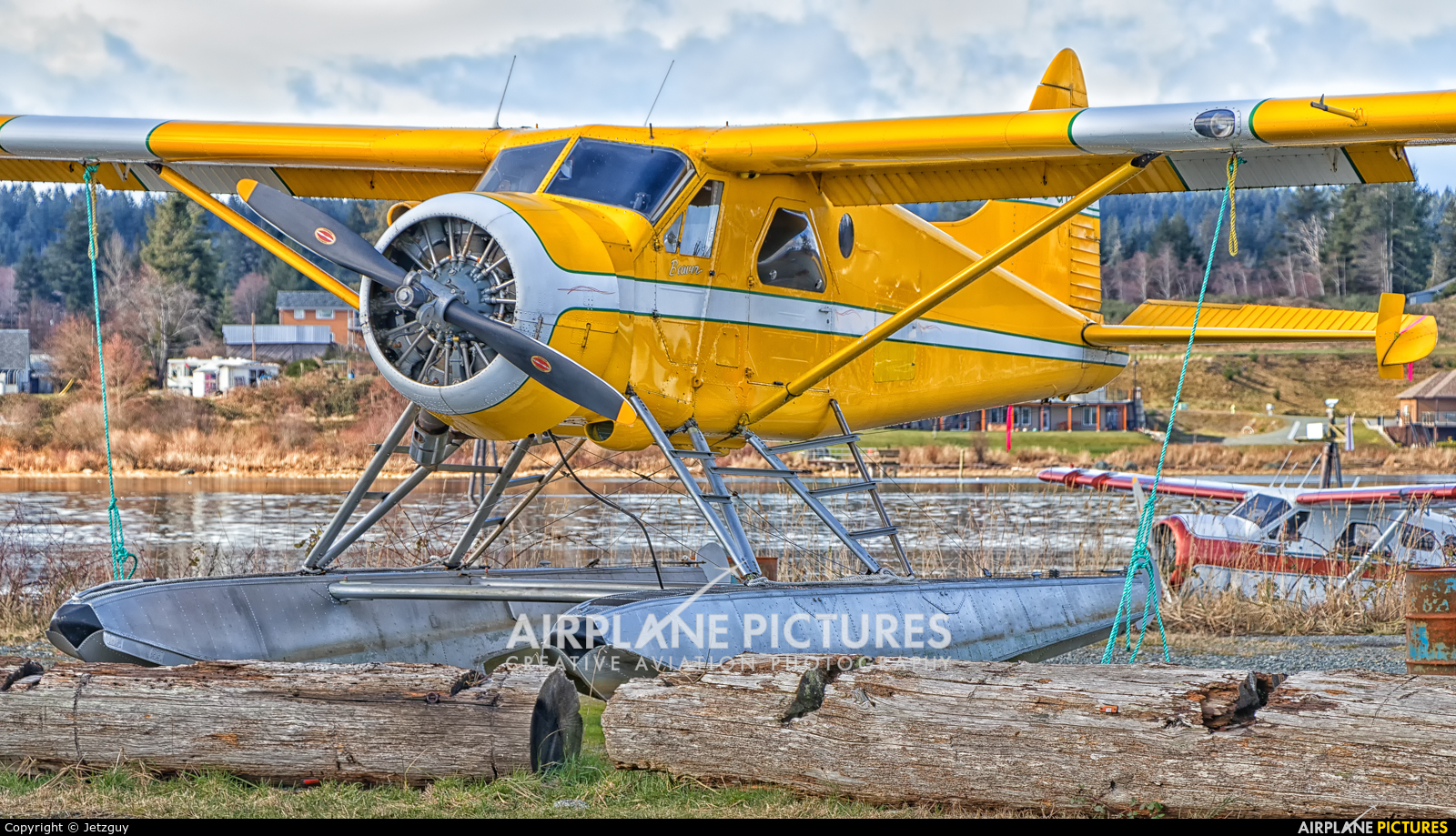 Private C-GTLT aircraft at Campbell River Seaplane Base