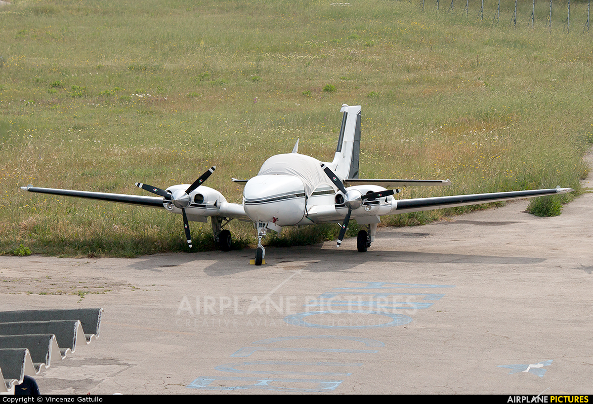 Private I-IRTO aircraft at Bari