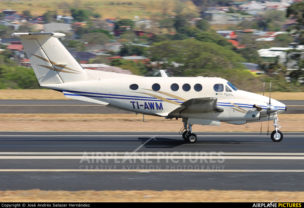 Private TI-AWM aircraft at San Jose - Juan Santamaría Intl