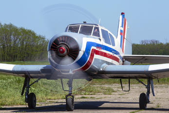 RA-1228G - Private Yakovlev Yak-18T