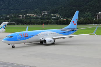 G-TAWV - TUI Airways Boeing 737-800