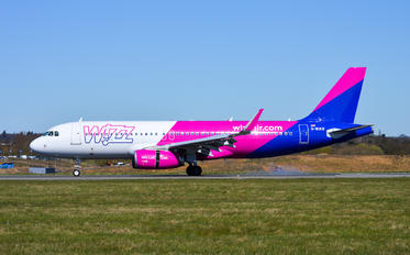 G-WUKB - Wizz Air Airbus A320