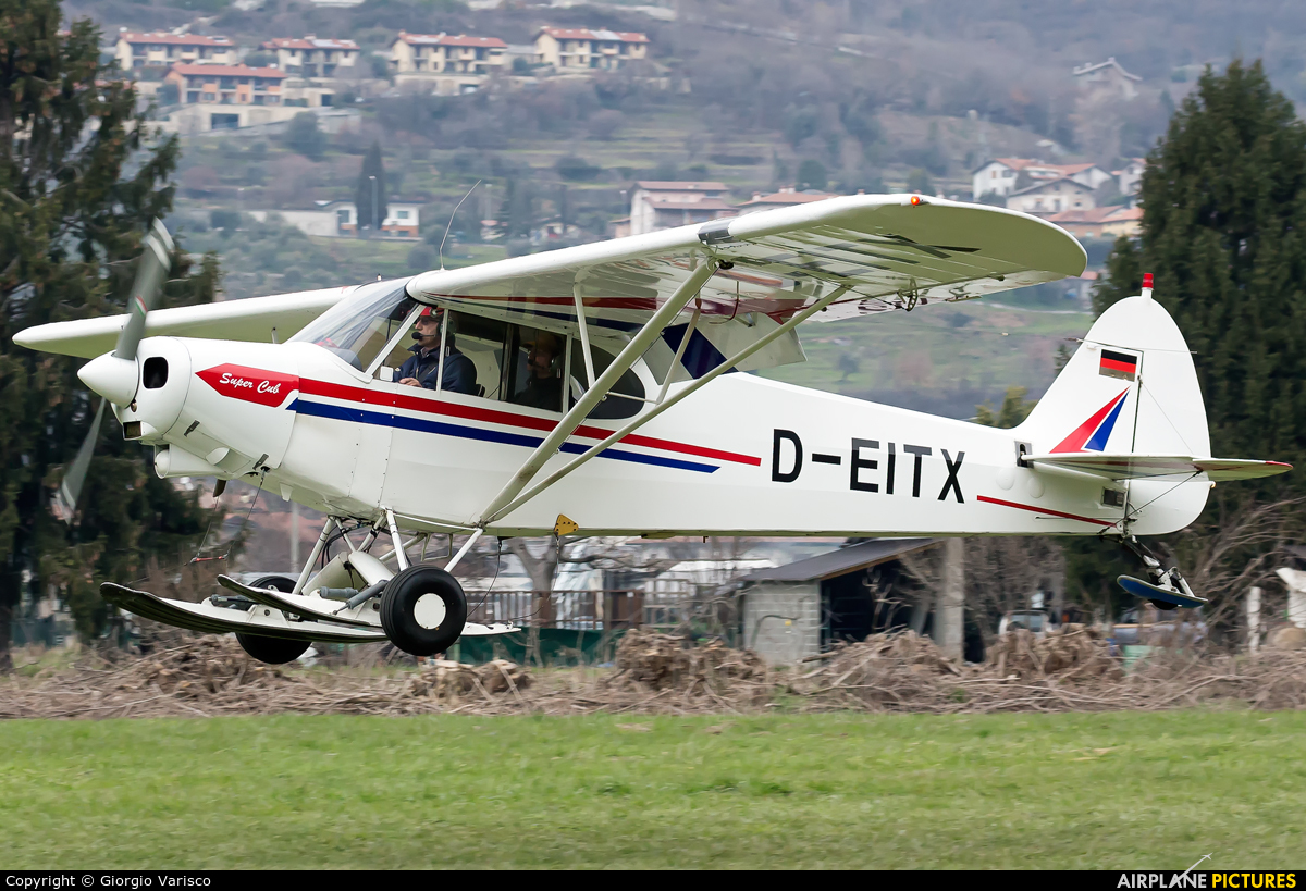Private D-EITX aircraft at Costa Volpino