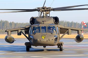 20807 - USA - Air Force Sikorsky UH-60A Black Hawk