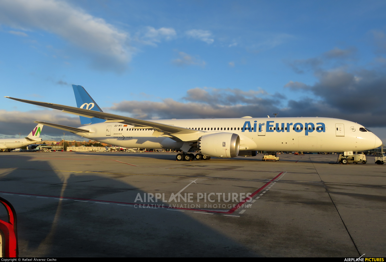 Air Europa EC-MTI aircraft at Madrid - Barajas