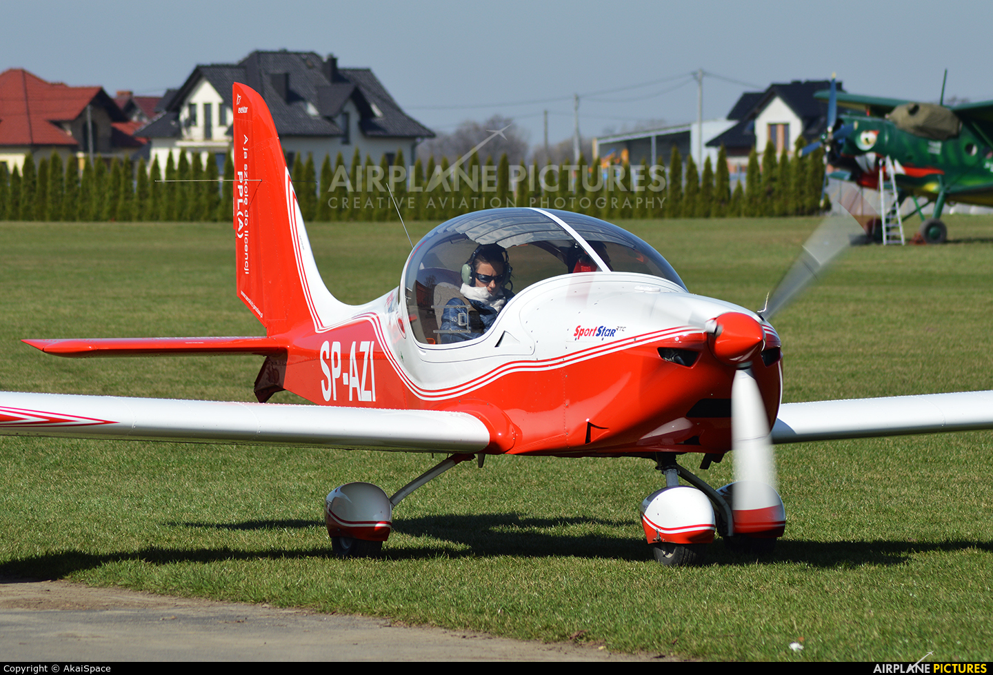 Aeroklub Ziemi Jarosławskiej SP-AZI aircraft at Kraków - Pobiednik Wielki