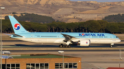 HL8084 - Korean Air Boeing 787-9 Dreamliner