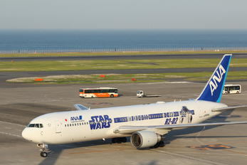 JA604A - ANA - All Nippon Airways Boeing 767-300ER